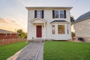 featured image of 395 Stonewall St