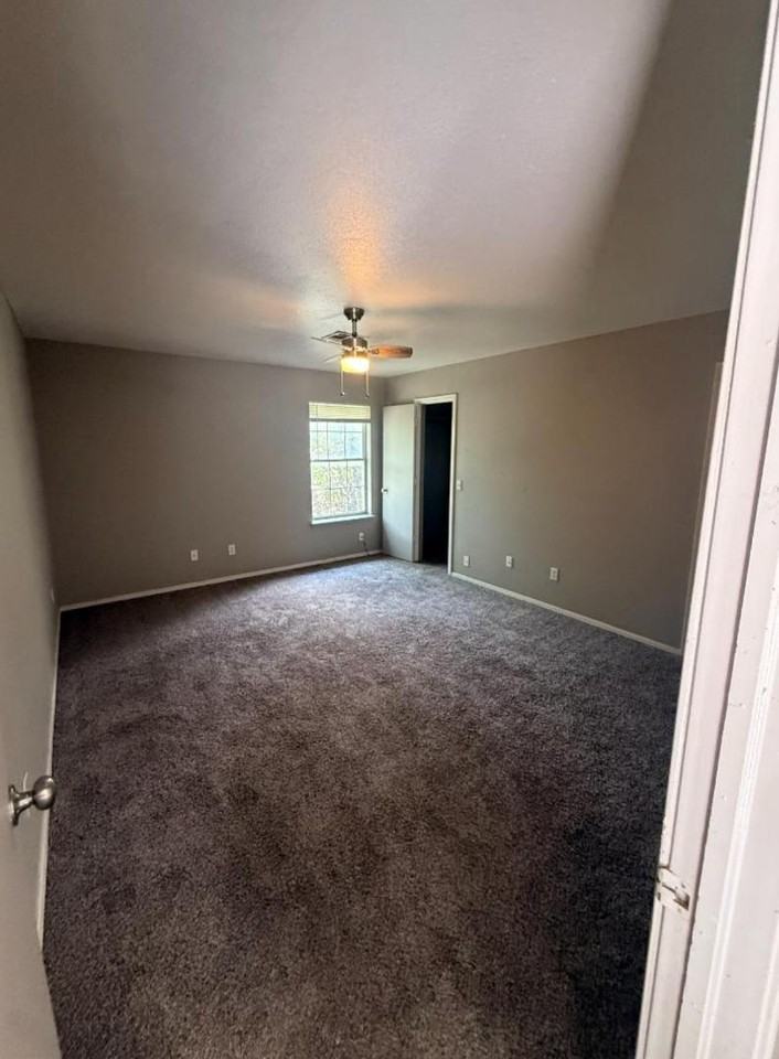 Blackjack Townhomes Building #1 - Photo 4 of 20