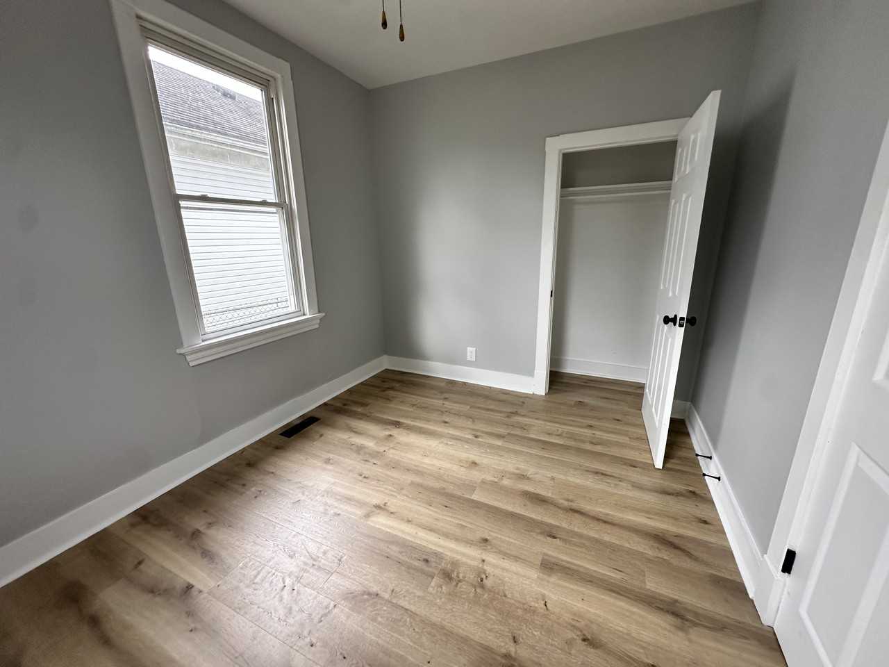2309 Elbe Ave #1 - Photo 6 of 6