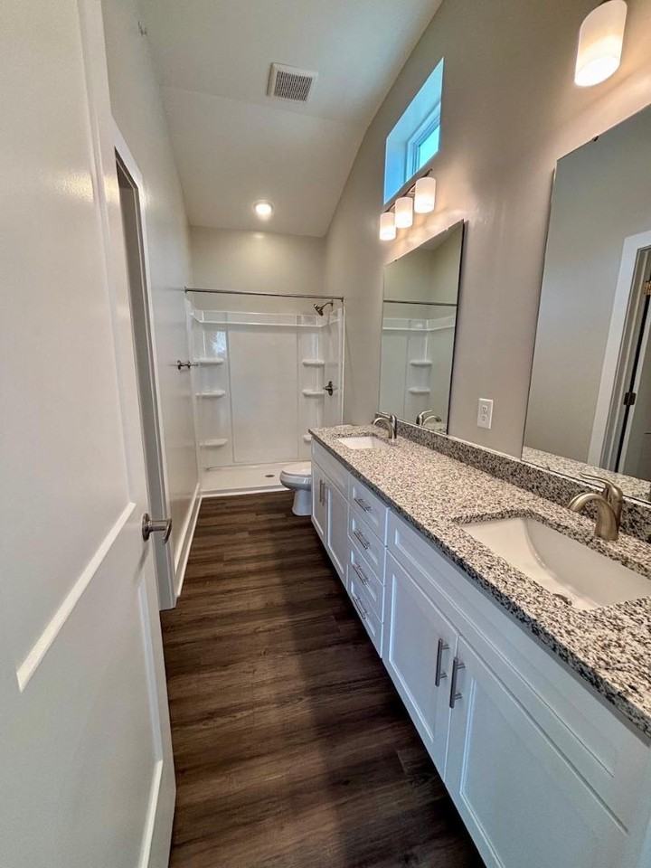 133 John Street - Photo 7 of 10