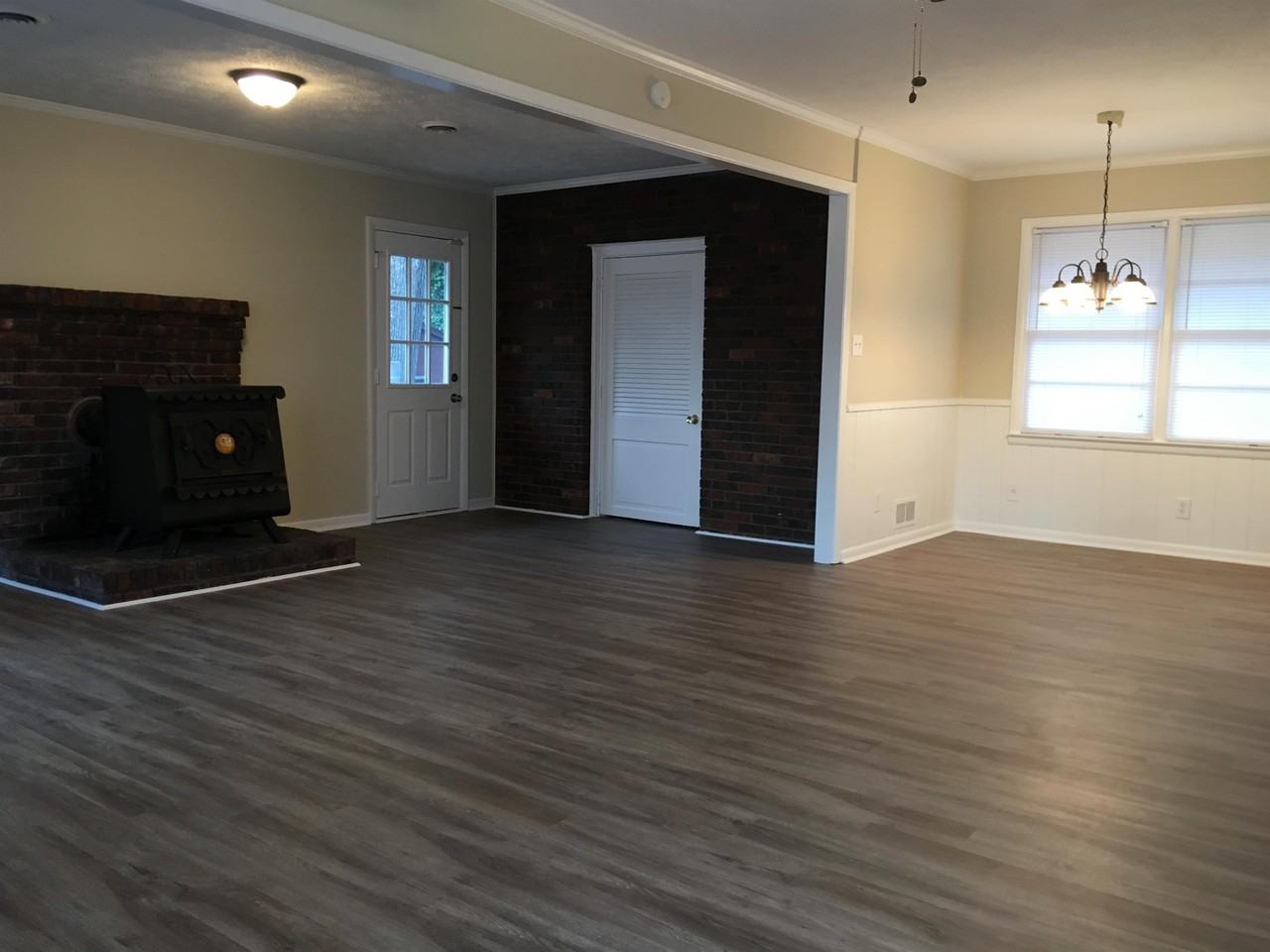 183 N 5th Ave #1WINDER - Photo 5 of 13