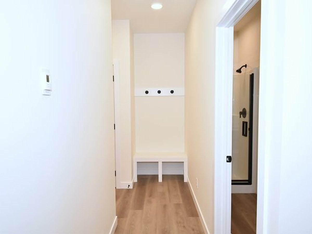 2603 5 Ave Sw - Photo 4 of 50
