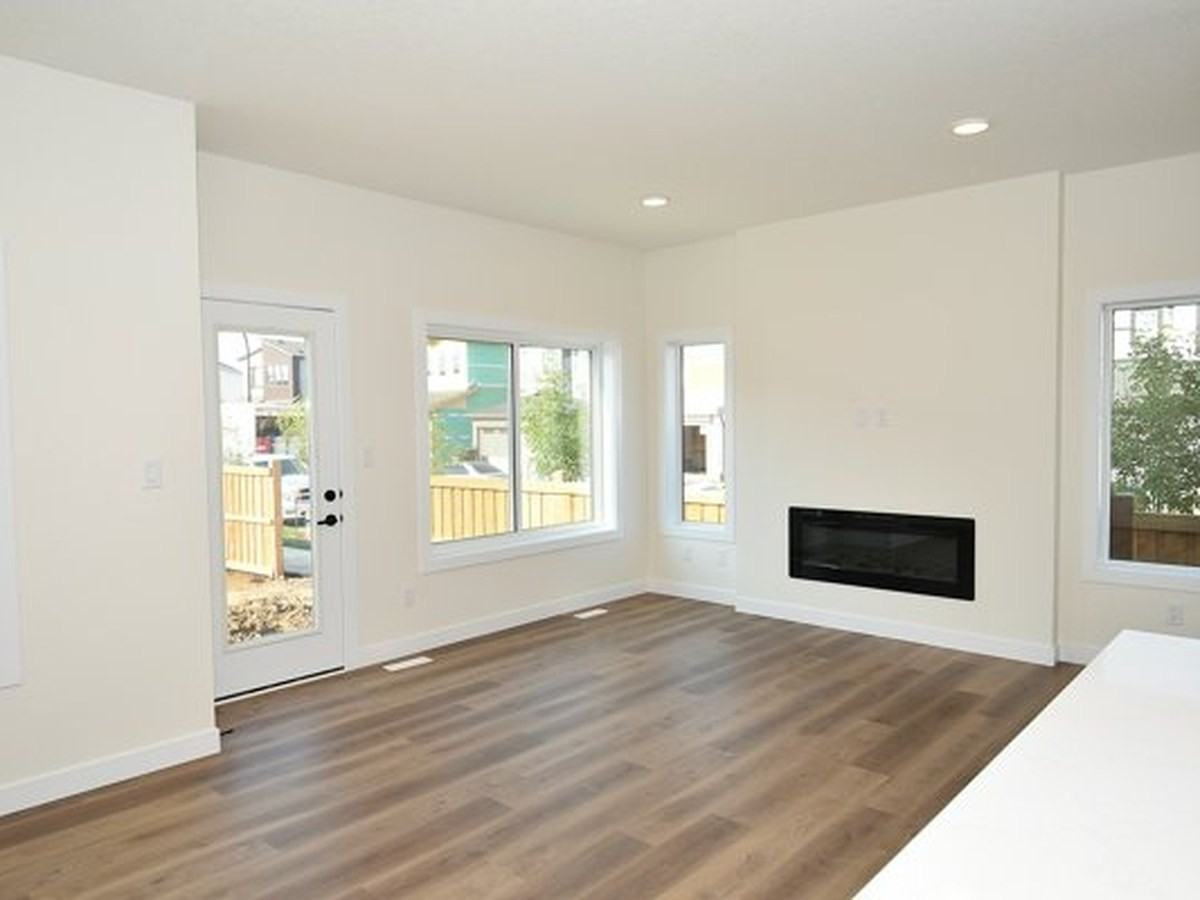 2603 5 Ave Sw - Photo 6 of 50