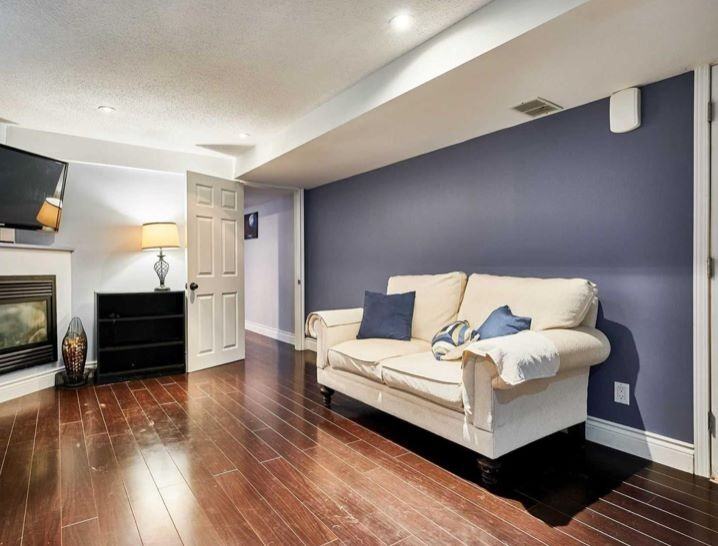 26 O'Connor Lane - Photo 4 of 8