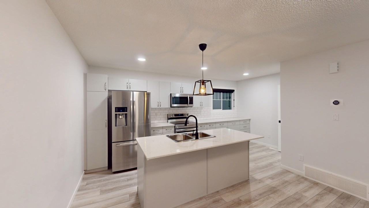 50 63-50 Mclaughlin Drive - Photo 2 of 13