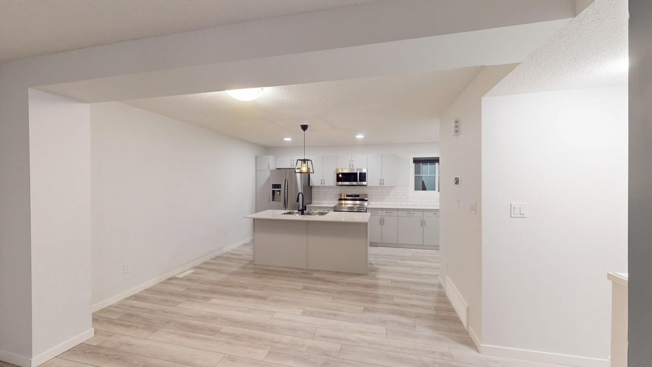 50 63-50 Mclaughlin Drive - Photo 4 of 13