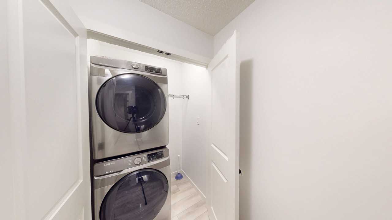 50 63-50 Mclaughlin Drive - Photo 6 of 13