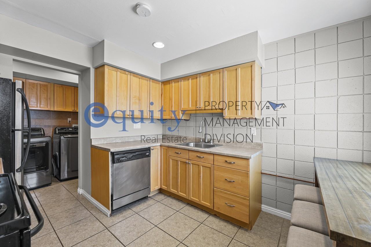1808 W Homestead Farms Ln #1 - Photo 3 of 29