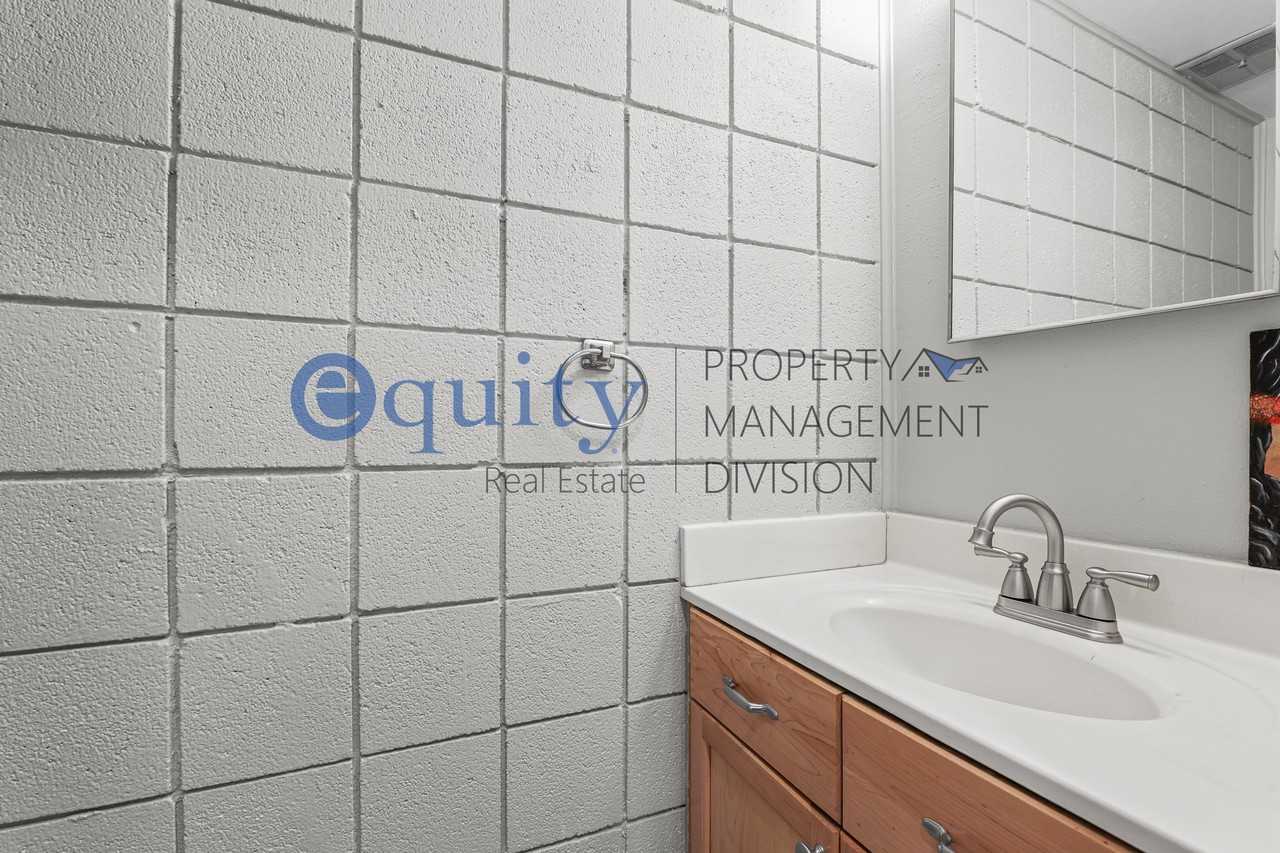 1808 W Homestead Farms Ln #1 - Photo 7 of 29