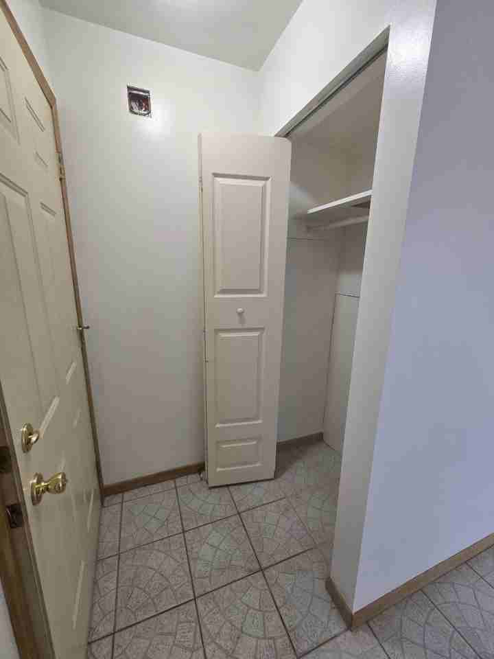 9020 N Park Plaza Ct #1 - Photo 7 of 18