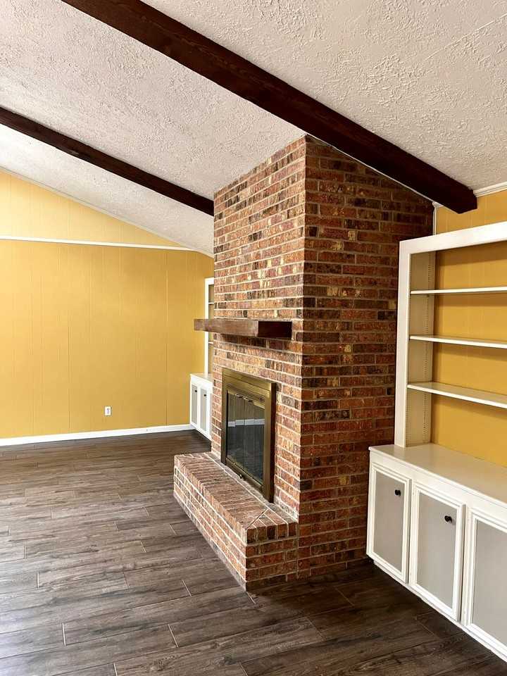 2600 Arbor Dr #1 - Photo 4 of 25