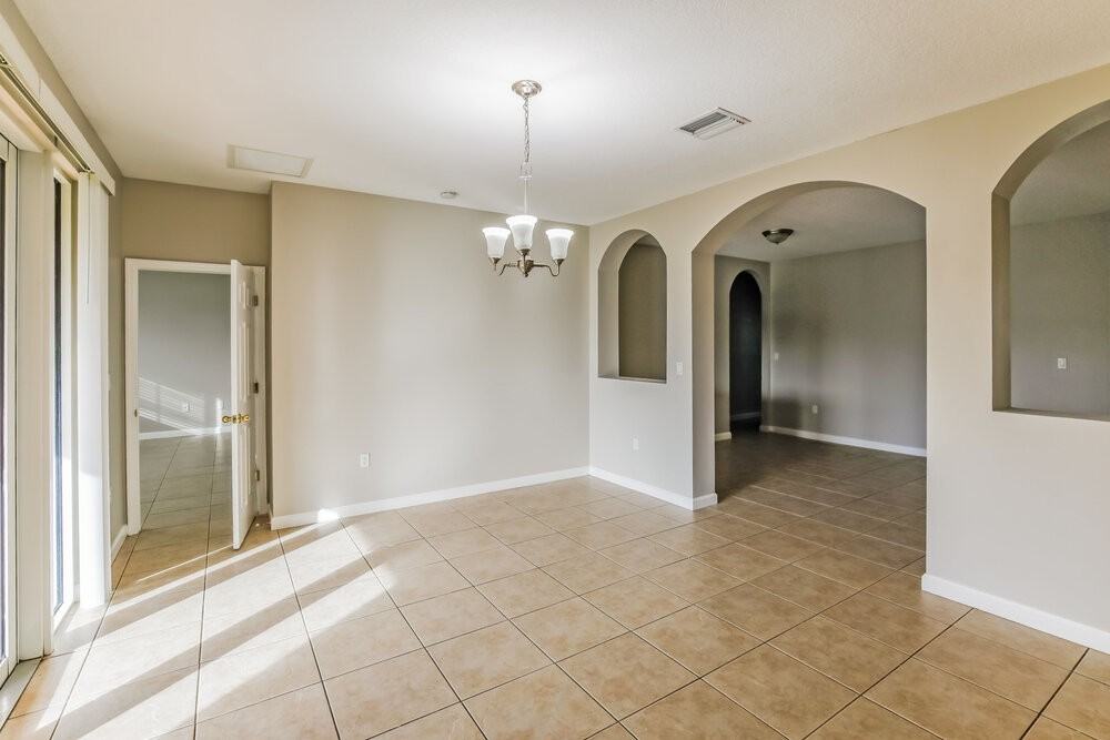 20370 Sw 129th Pl - Photo 7 of 16