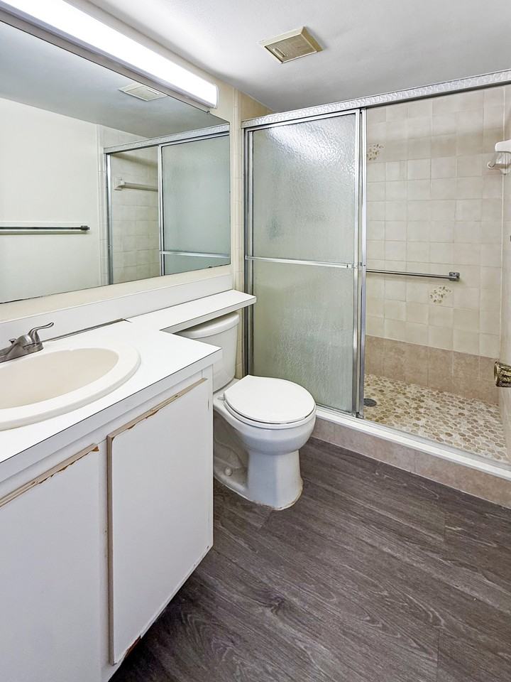 4701 Lakeside Club Blvd #2B1 - Photo 6 of 15