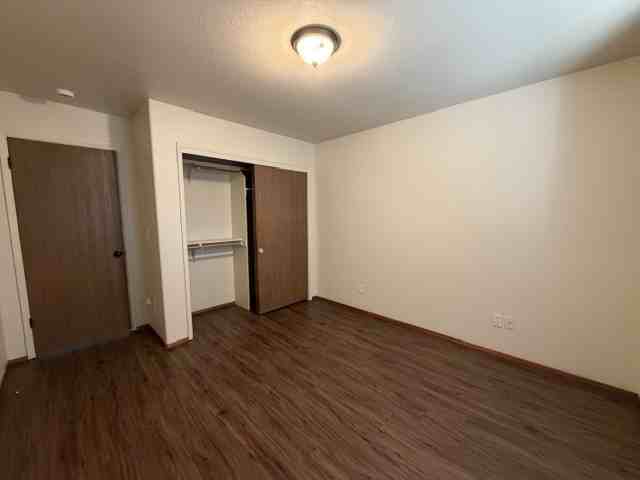1332 Glenbrook Way #1 - Photo 7 of 18