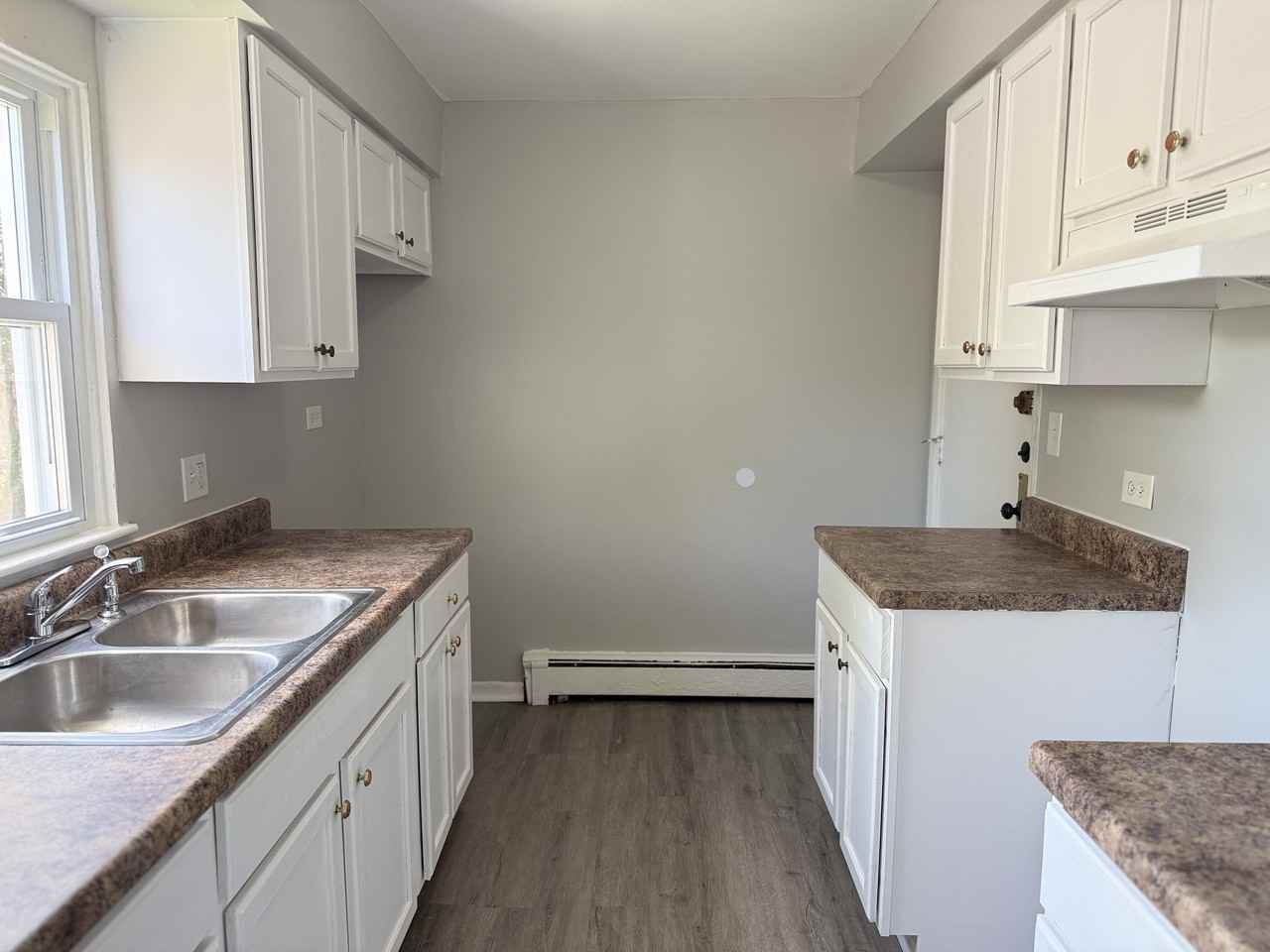 7824 S South Shore Dr Apt 2c #7824-2C - Photo 6 of 27
