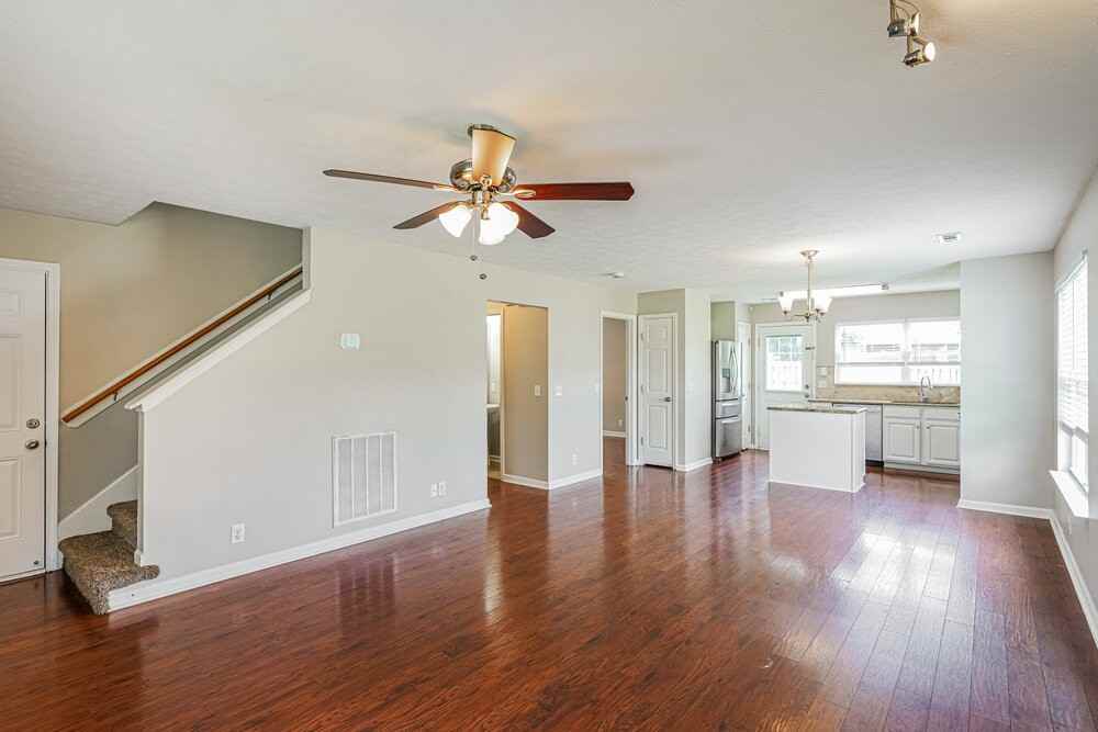 2900 Summer Hollow Ct - Photo 5 of 17