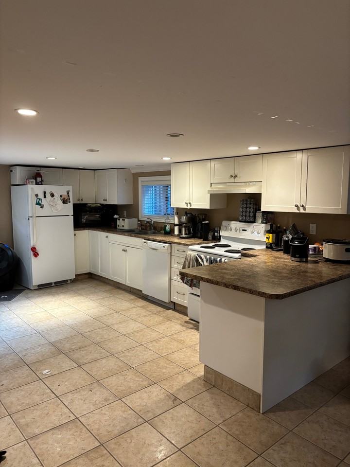 3181 West 10th Avenue - Photo 2 of 15