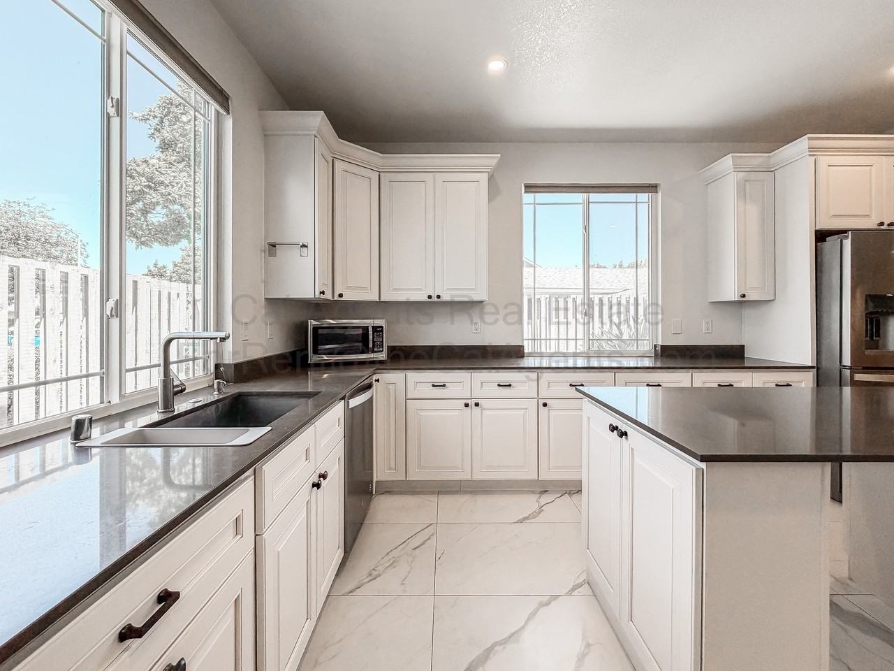 4207 Queen Anne Dr #MAIN - Photo 2 of 21