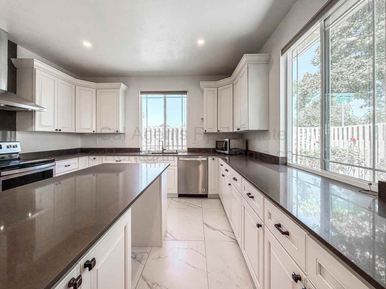 4207 Queen Anne Dr #MAIN - Photo 3 of 21