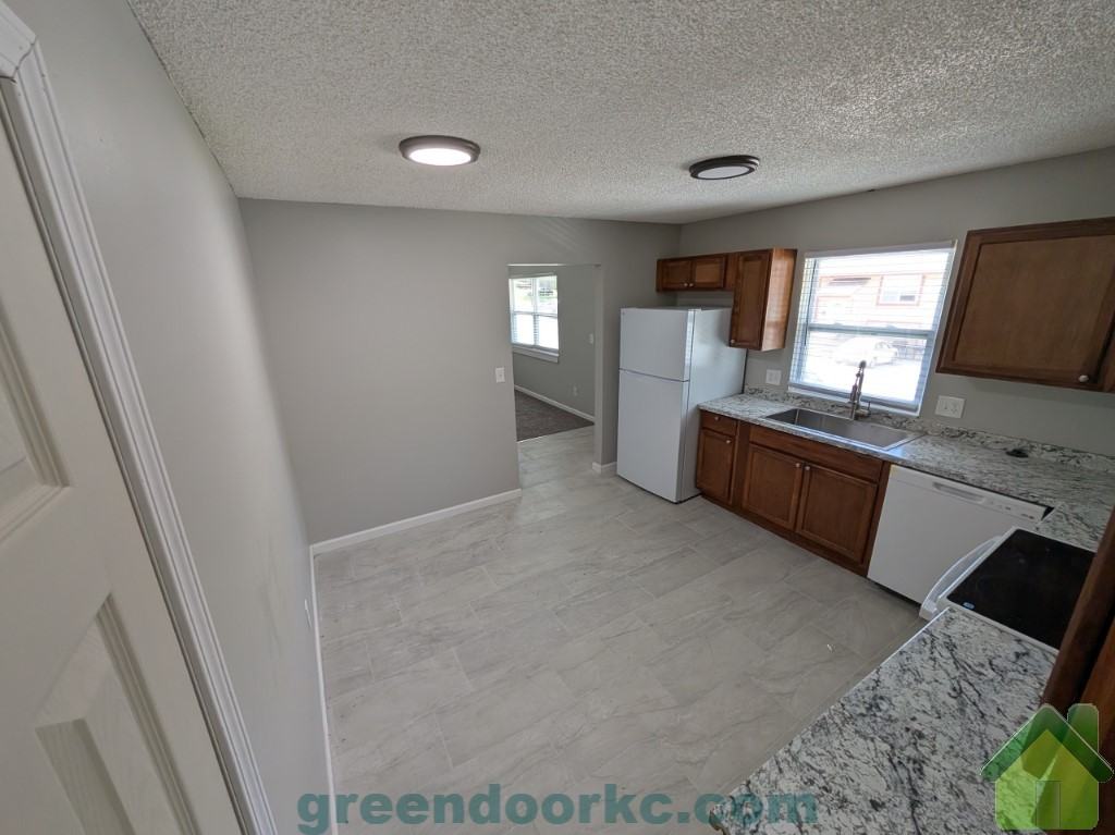9152 W 78th Ter #9152 - Photo 2 of 10
