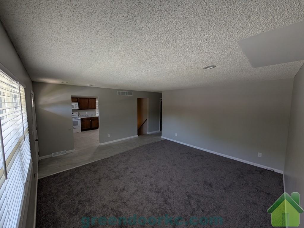 9152 W 78th Ter #9152 - Photo 4 of 10