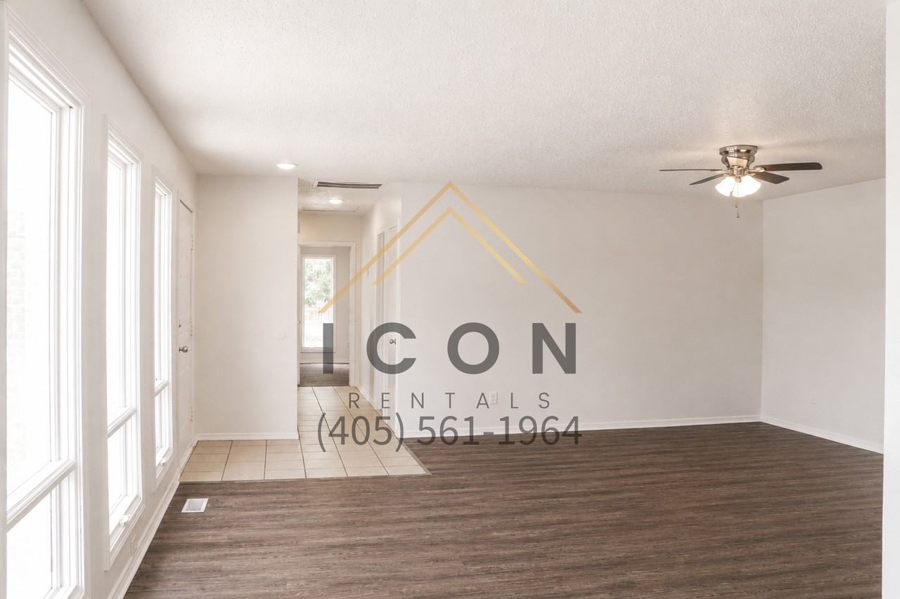 515 N Robin Way #1 - Photo 3 of 23