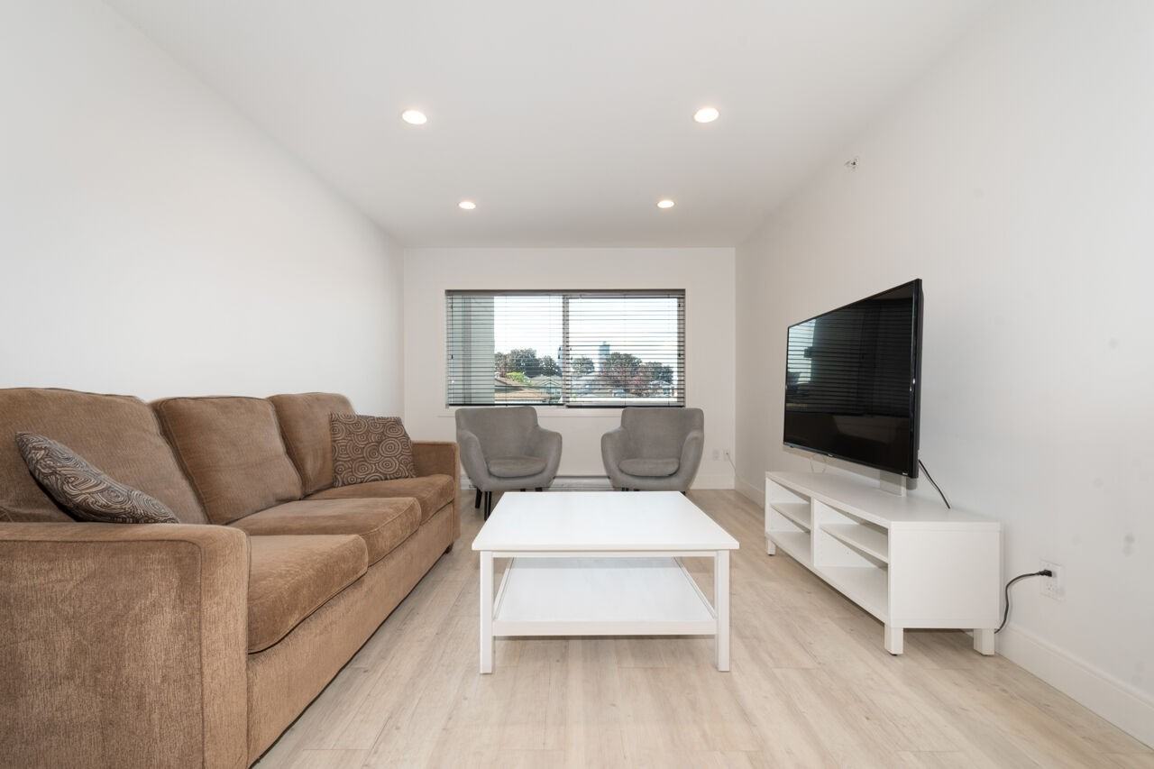 4548 Hastings Street #303 - Photo 2 of 20