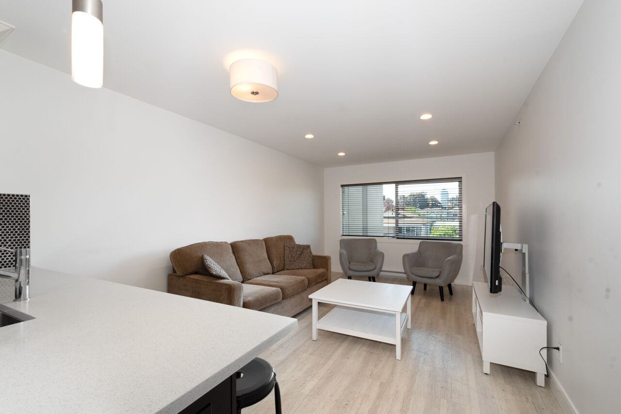 4548 Hastings Street #303 - Photo 3 of 20