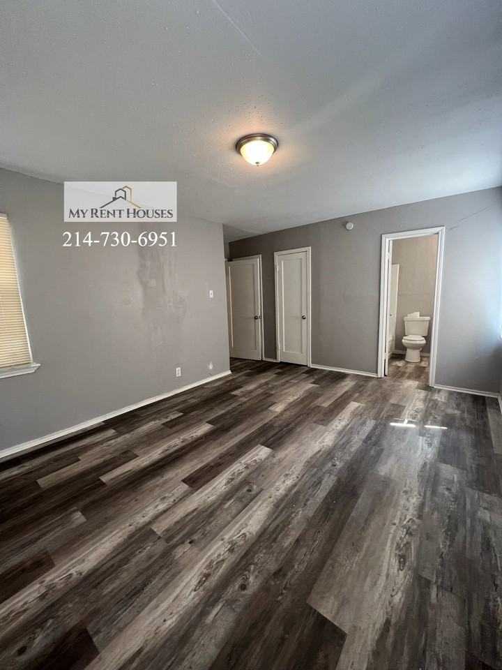 1906 Village Way #1906 - Photo 7 of 9