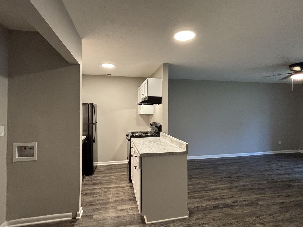 1123 Southwood Drive (NEW) - 1Unit 7 #1 - Photo 3 of 17