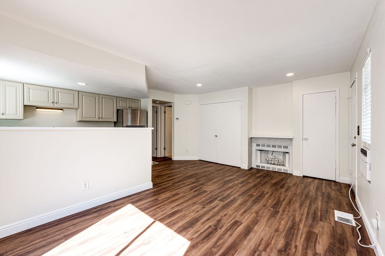 17004 E Tennessee Dr #1 - Photo 4 of 22