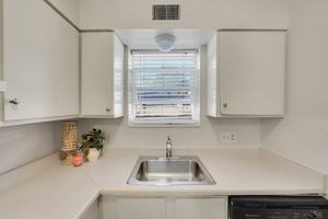 featured image of 950 South St #950-3