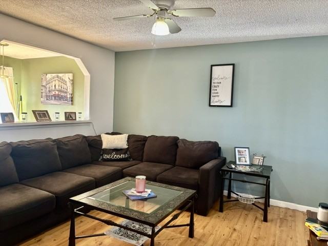 2236 Fernwood Dr #1 - Photo 3 of 20