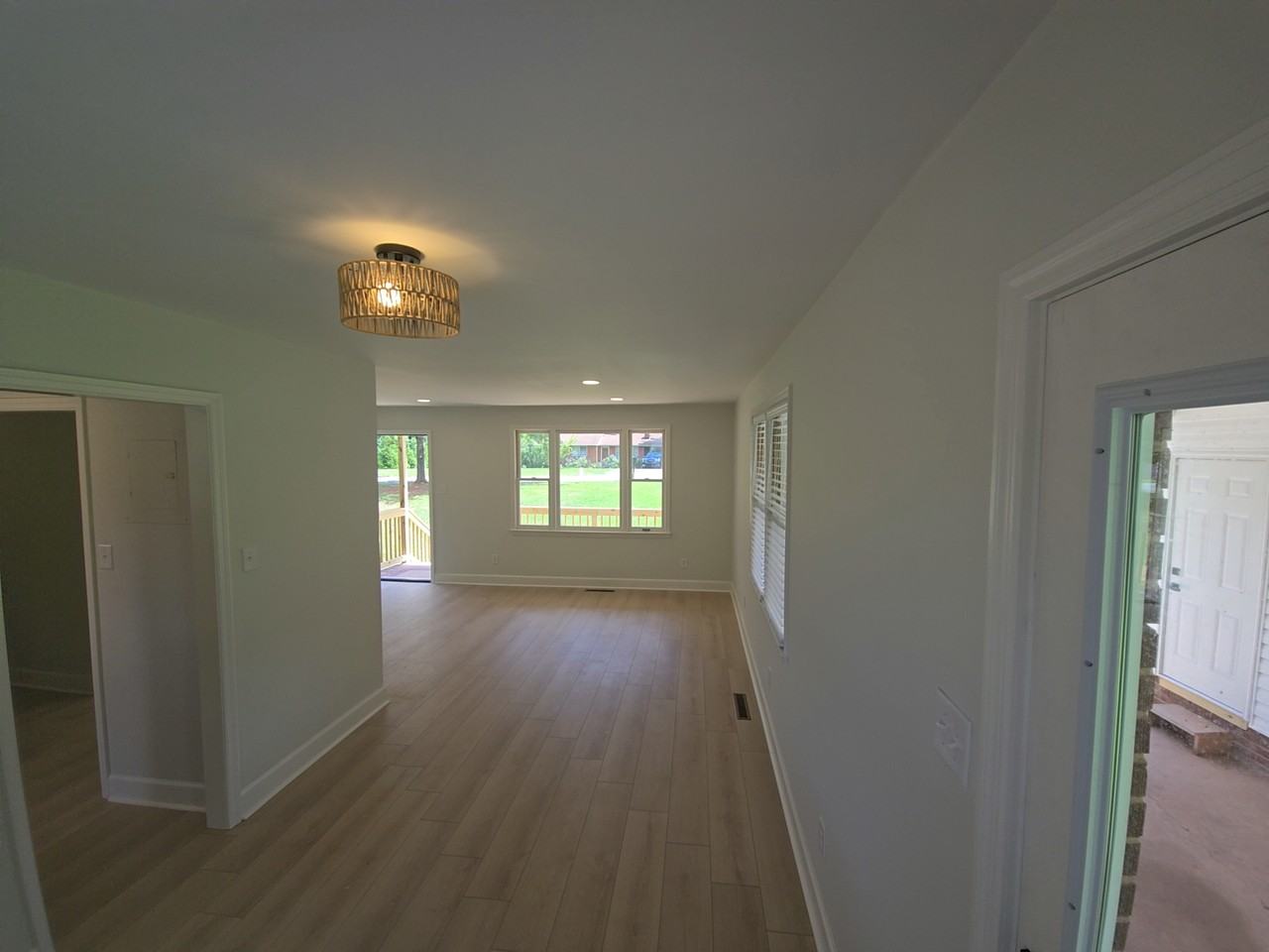 509 Beechwood Cir #1 - Photo 4 of 10