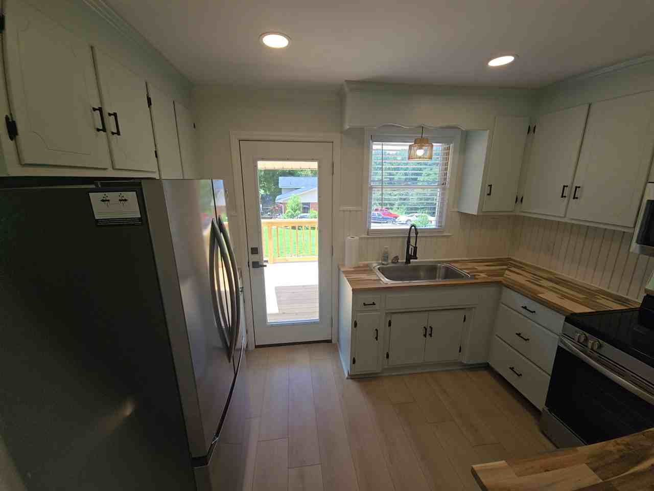 509 Beechwood Cir #1 - Photo 5 of 10