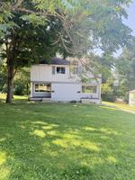 featured image of 782 Parkview Dr #2