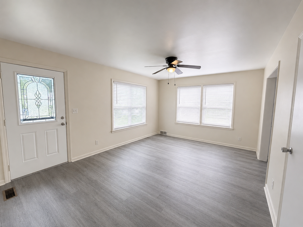 1209 S Armstrong St #1 - Photo 3 of 14