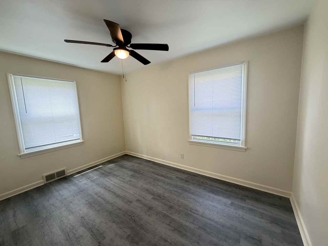 1209 S Armstrong St #1 - Photo 7 of 14