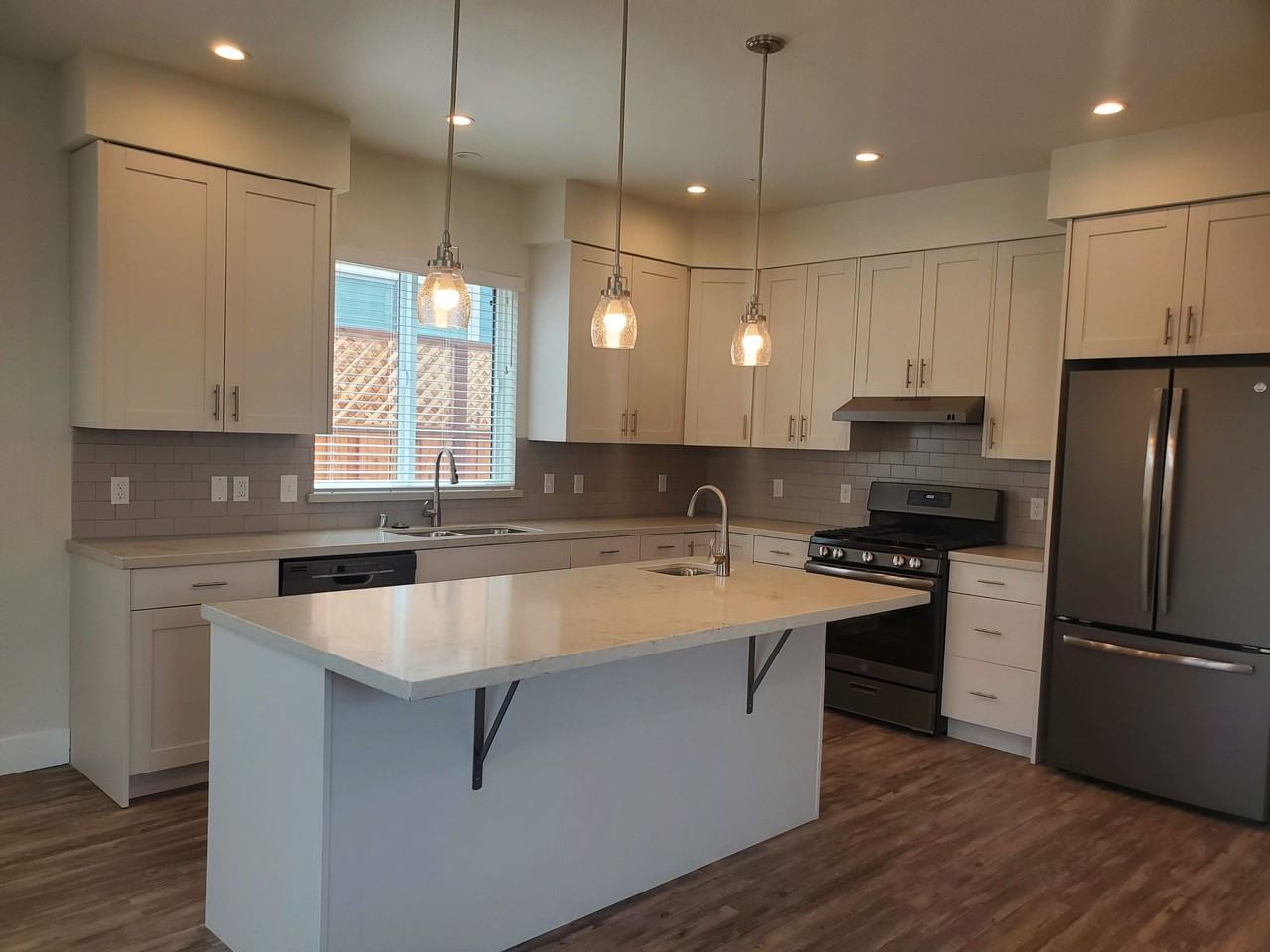 1963 Dogwood Dr #1 - Photo 5 of 44