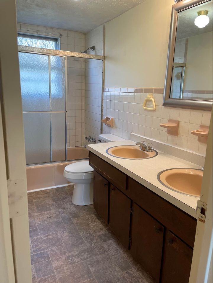 S Porter Dr #4 - Photo 3 of 8