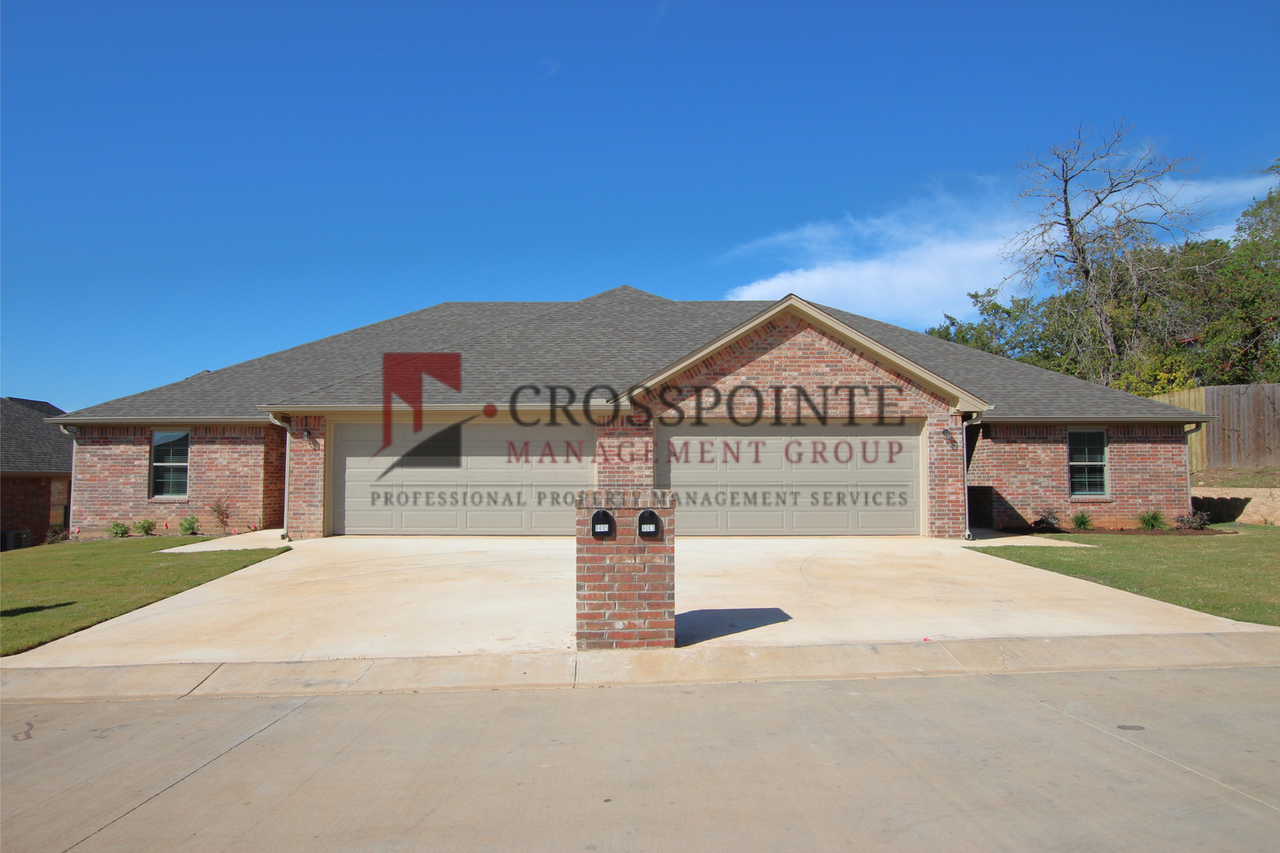6216 Villa Rosa Way - Photo 2 of 23