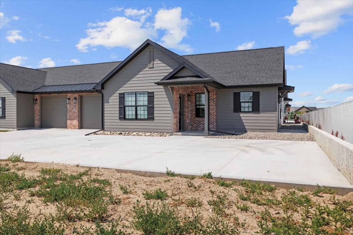5421 Apple Rose Ln #1 - Photo 4 of 22