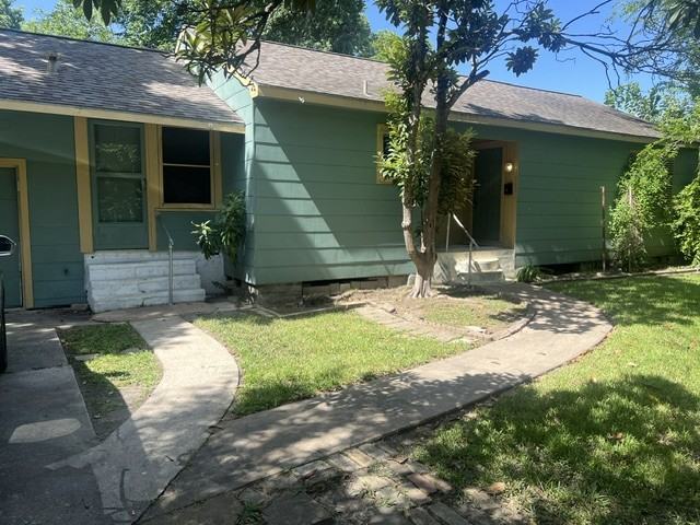 1910 Oaklawn Dr #1 - Photo 2 of 27