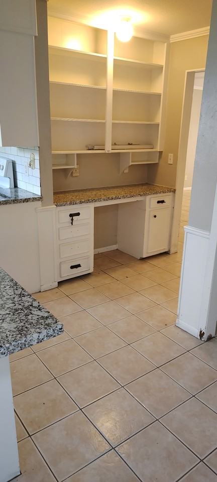 4616 Singletary Rd #1 - Photo 6 of 11