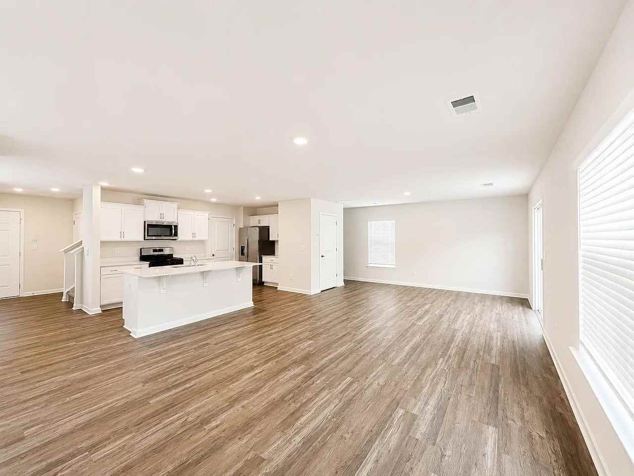 225 Deskin Ln #1 - Photo 6 of 20