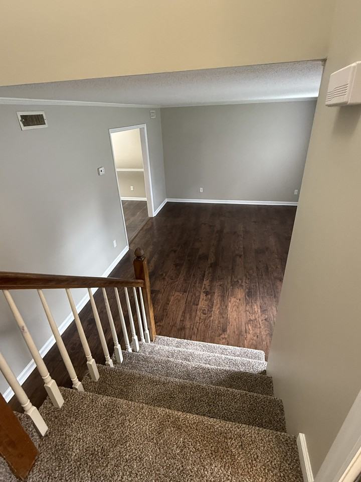 910 Georgia Cir Nw #1 - Photo 3 of 10