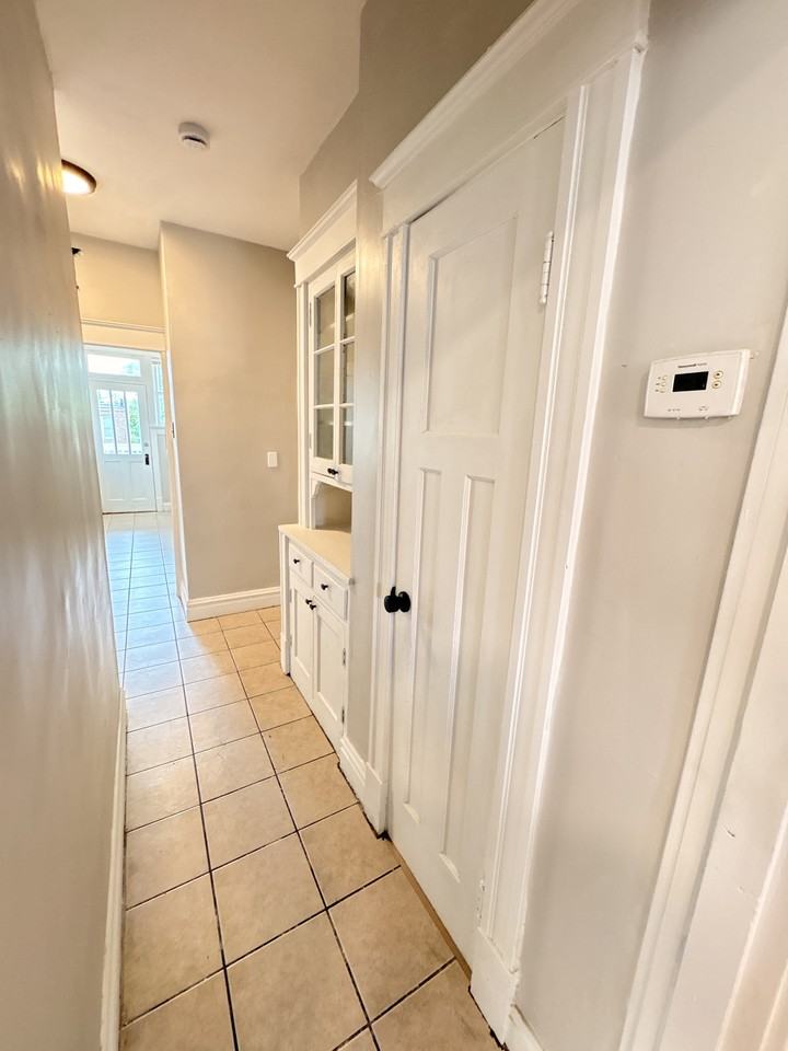 3512 Alberta St #2E - Photo 7 of 15