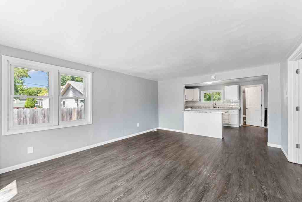 163 Plummer Ave #1 - Photo 5 of 10
