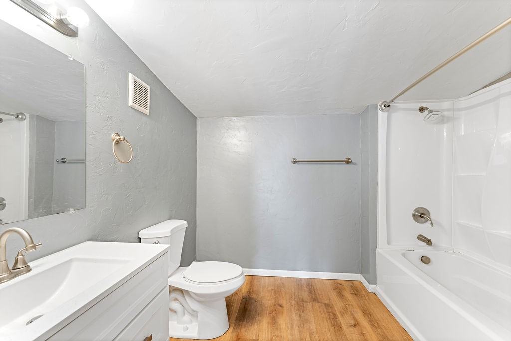 163 Plummer Ave #1 - Photo 6 of 10