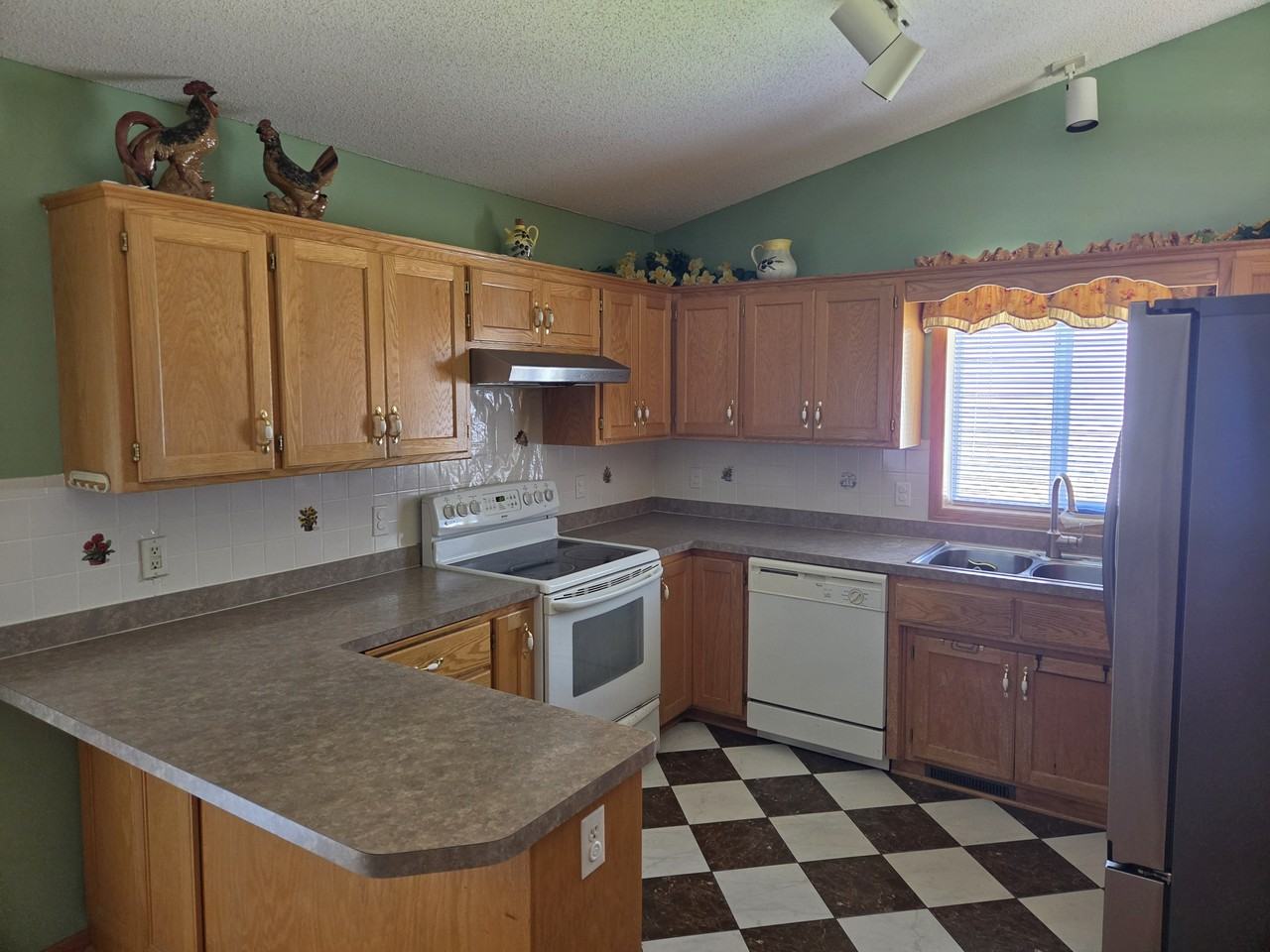 12450 Raven St Nw #1 - Photo 4 of 21